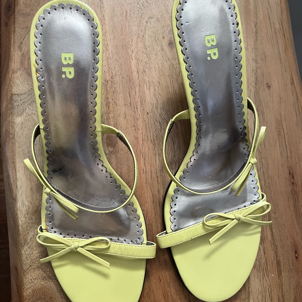 BP Yellow Sandals with Kitten Heel and Bow Details